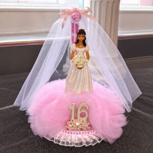 sweet 16 princess-centerpiece with tulle