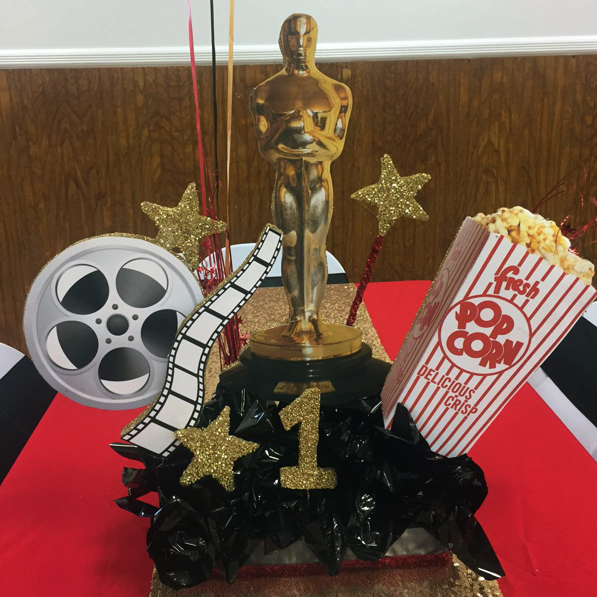 Hollywood theme Centerpiece with Clapboard for Party |The Brat Shack