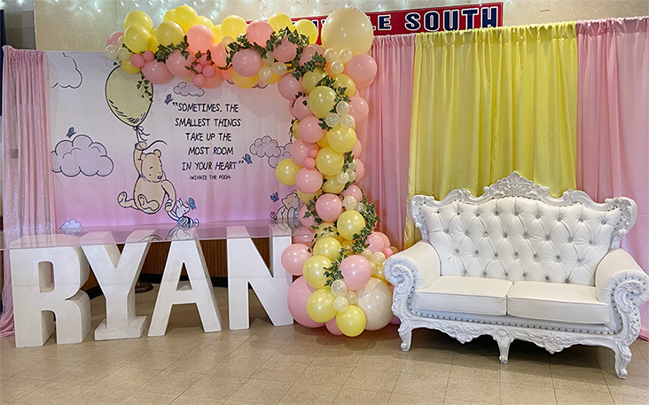 the Brat Shack Party Store winnie the pooh birthday set up