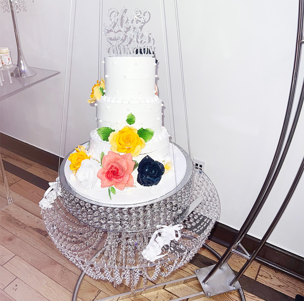 Amazon.com | 3 Tier Acrylic Wedding Cake Stand (Style R300): Cake Carriers: Cake  Stands