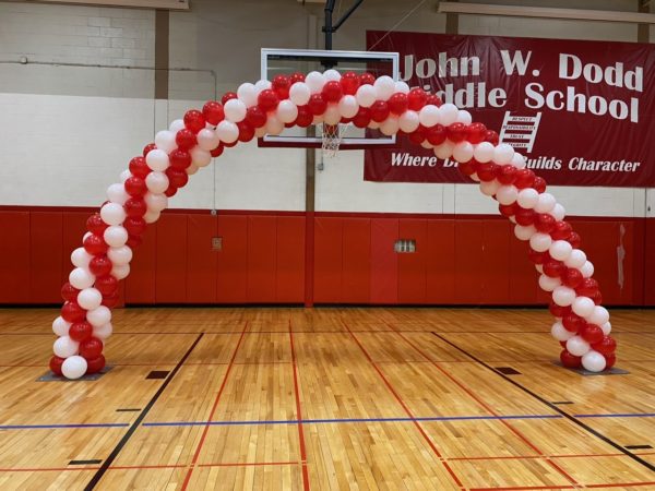 13ft spiral balloon arch