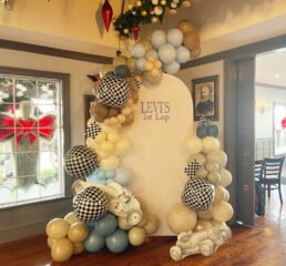 1st Lap Balloon Arch