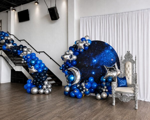 out of this world-Sweet 16 party decoration