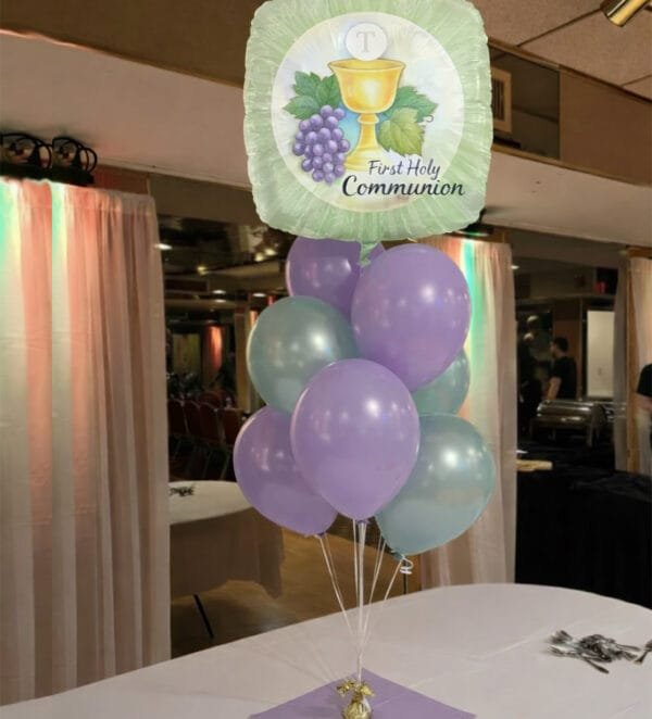 communion table balloon centerpiece the brat shack