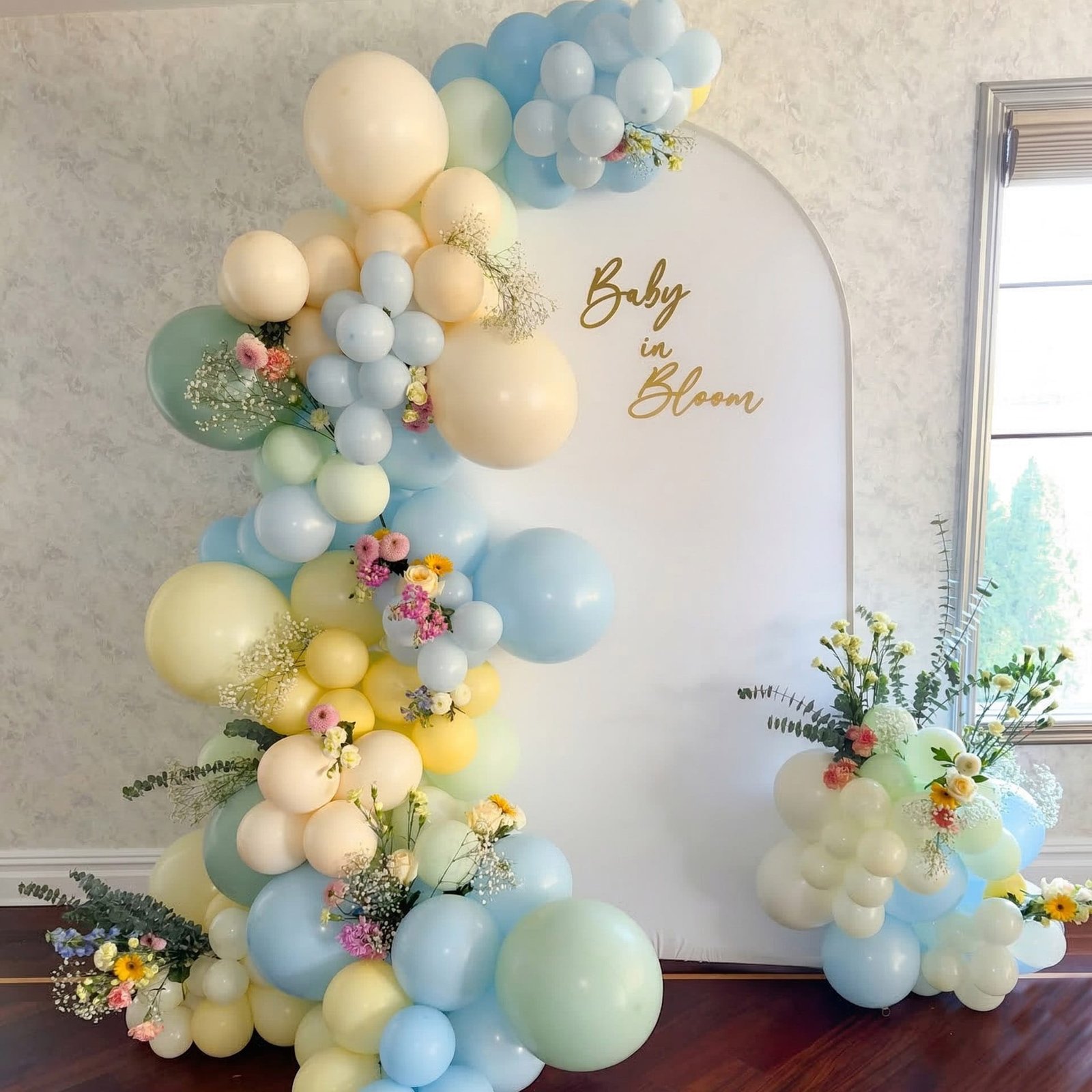Baby in Bloom Balloon Garland with florals